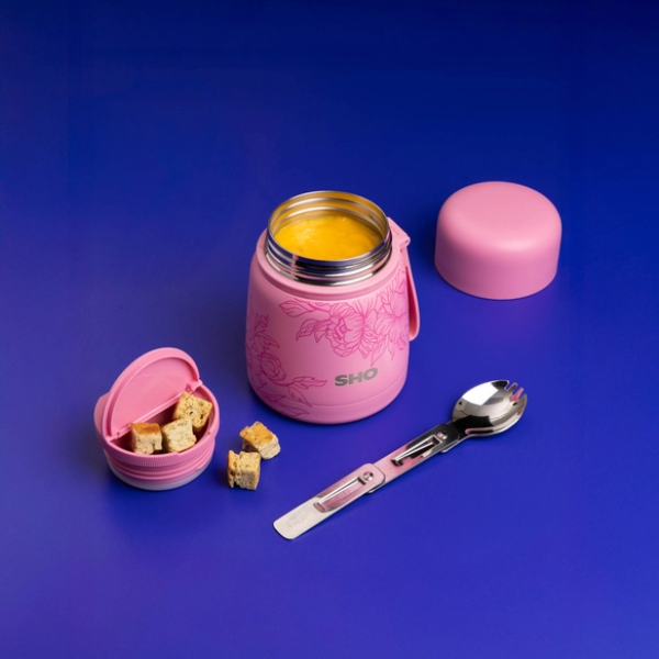SHO food flask 400ml shown with lid off and soup inside, with croutons in the lid box and stainless steel spork alongside
