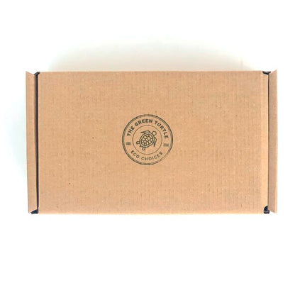 Eco-friendly travel gift set in a small gift box, includes sustainable accessories and essentials for eco-conscious travelers.