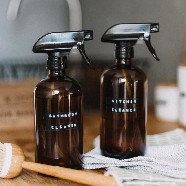 Amber glass bottle with spray