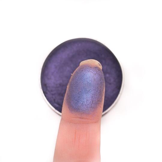 Plastic-free eyeshadow Sapphire