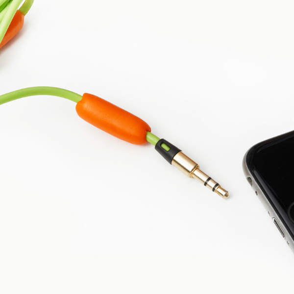 FixIts mouldable eco-plastic tech cable