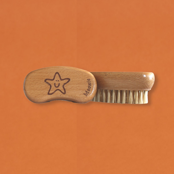 Eco-friendly kids' nail brush Smiley starfish design