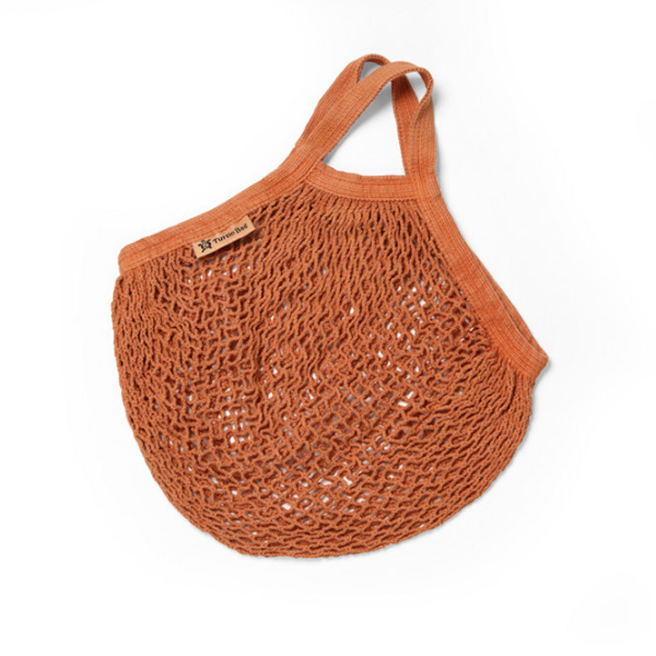 veg dyed string bag pecan