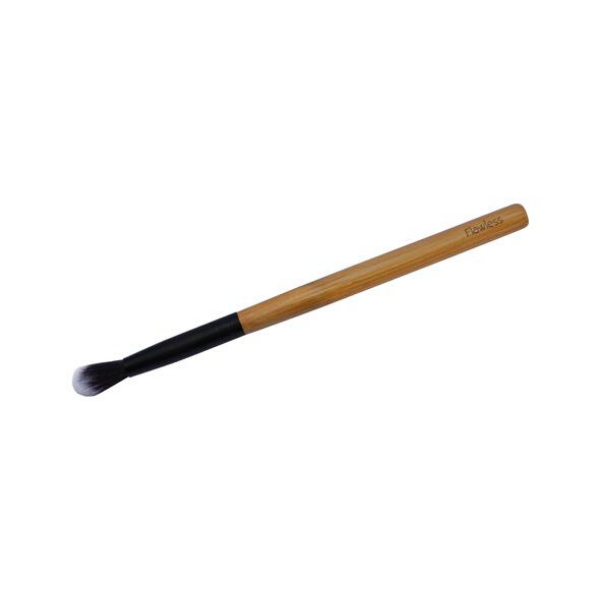 Bamboo vegan make up brush - THE blending brush