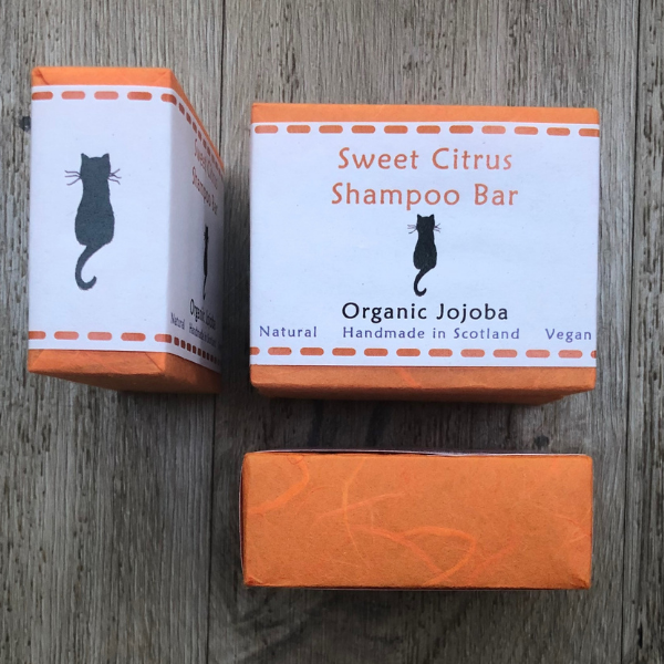 Black Cat Soap House shampoo bar Sweet citrus